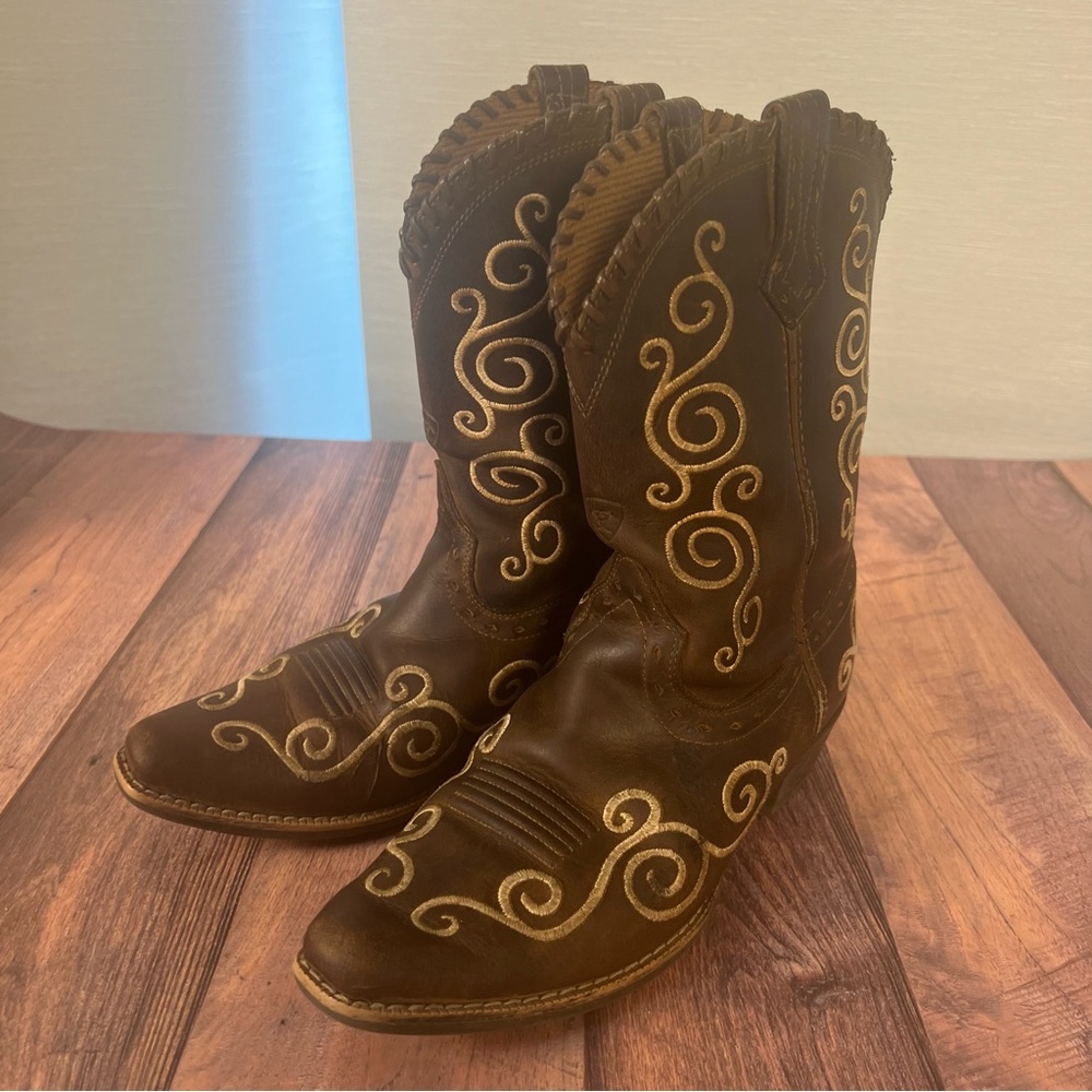 Ariat Kids‎ 2 Brown Leather Boots With Embroidered Design